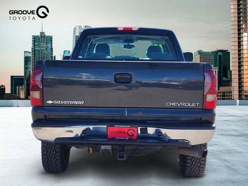 Used 2003 Chevrolet Silverado 2500 LS w/ Skid Plate Package AWD/4WD image 4