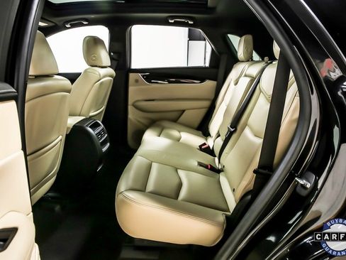 Used 2017 Cadillac XT5 Premium Luxury w/ Advanced Security Package image 29