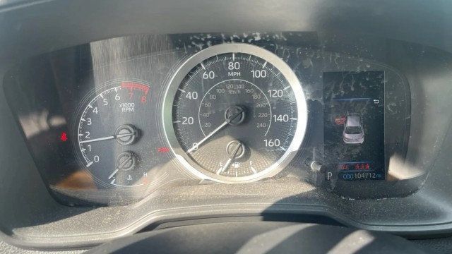 Used 2020 Toyota Corolla LE FWD image 18