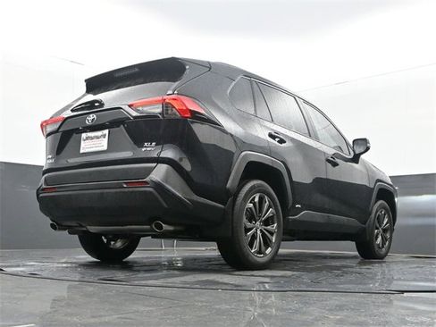 Used 2025 Toyota RAV4 XLE Premium image 26