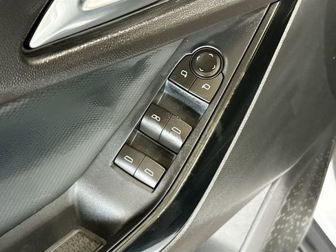 New 2026 Chevrolet Equinox LT w/ Safety and Technology Package image 19