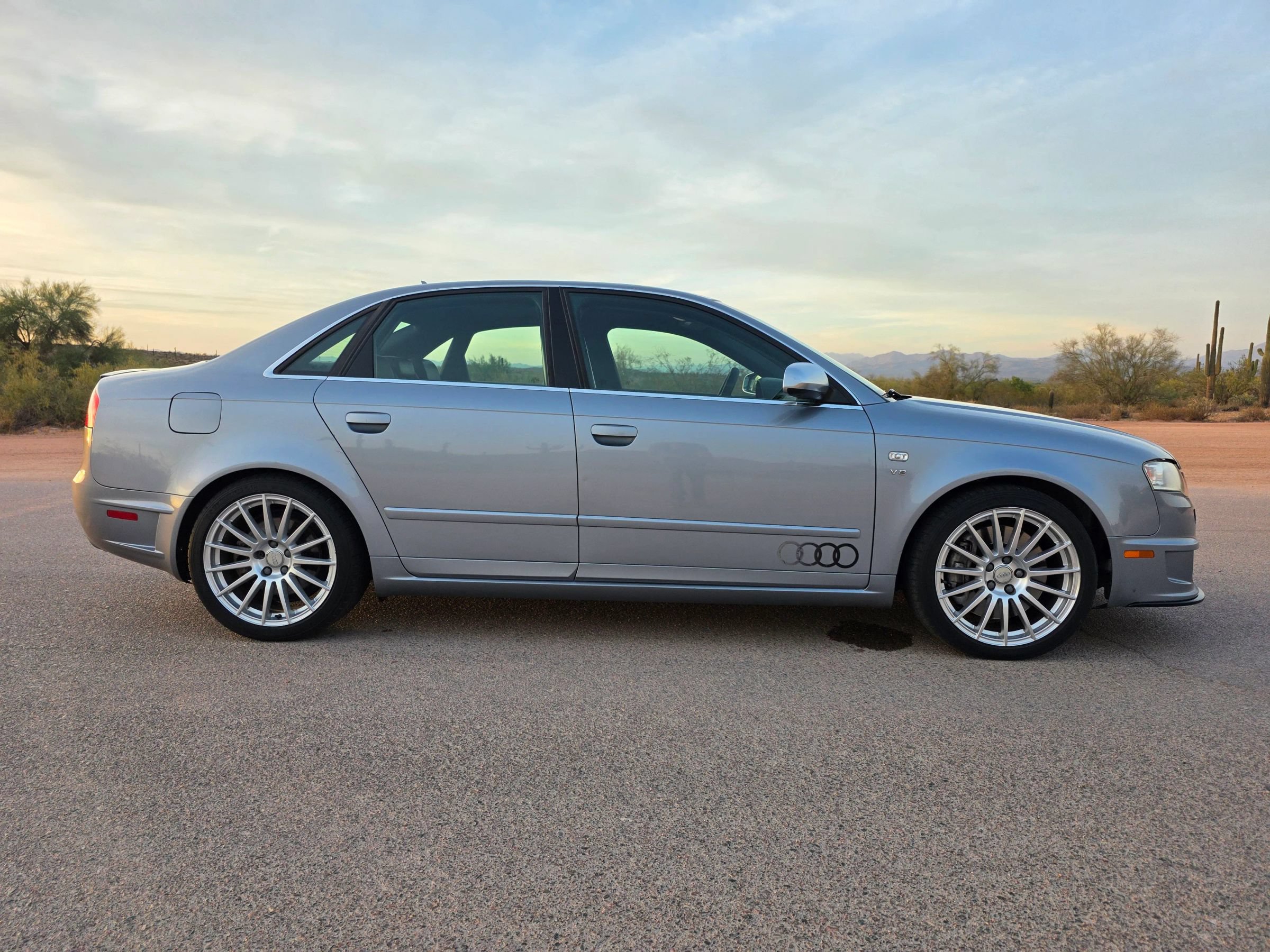Used 2006 Audi S4 Sedan AWD/4WD image 6