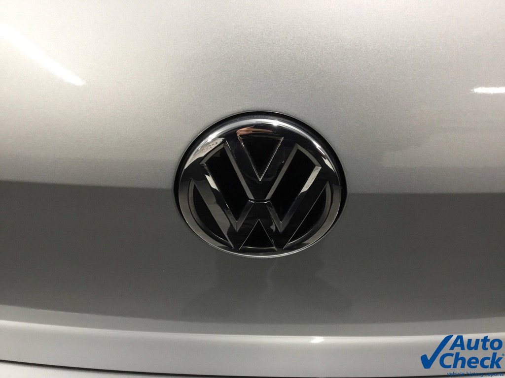 Used 2017 Volkswagen GTI SE FWD image 13
