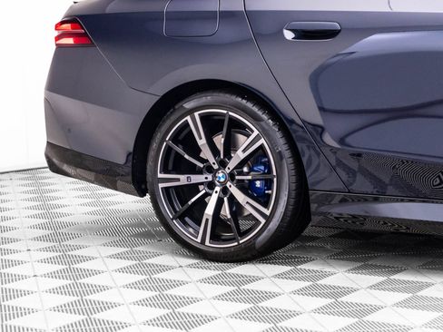Used 2024 BMW 530i xDrive w/ M Sport Package AWD/4WD image 38