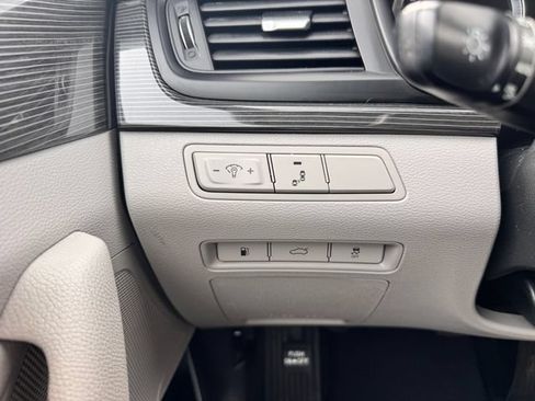Used 2018 Hyundai Sonata Limited FWD image 15
