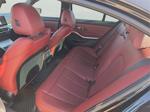 Used 2024 BMW M340i w/ Parking Assistance Package image 9