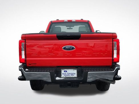New 2026 Ford F250 XL w/ XL Off-Road Package image 7