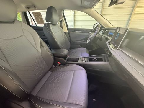 Used 2026 Volkswagen Tiguan SE AWD/4WD image 37