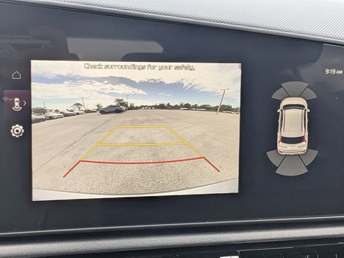 New 2025 Kia Niro SX image 25