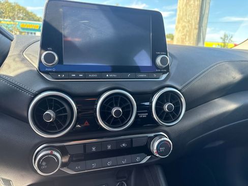 Used 2024 Nissan Sentra SV image 17