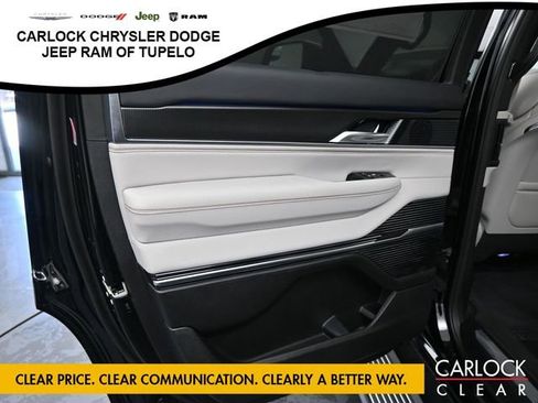 New 2026 Jeep Grand Wagoneer Summit image 25