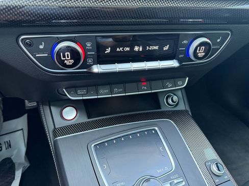 Used 2018 Audi SQ5 Premium Plus w/ Navigation Package AWD/4WD image 20