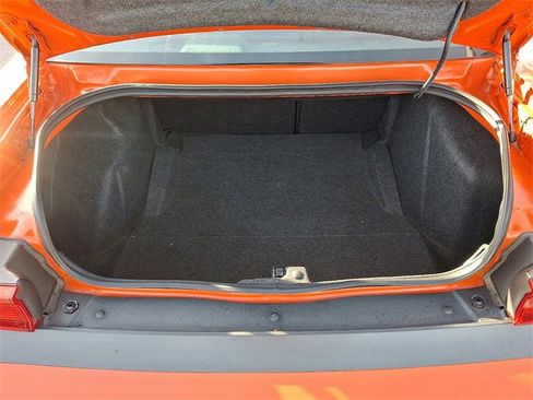 Used 2010 Dodge Challenger R/T image 23