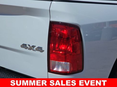 Used 2022 RAM 1500 Classic SLT w/ Electronics Group AWD/4WD image 39