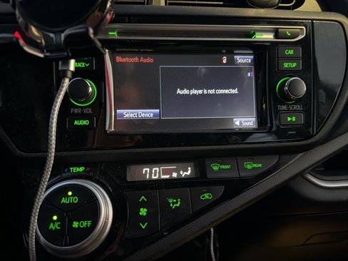 Used 2015 Toyota Prius C Four image 13