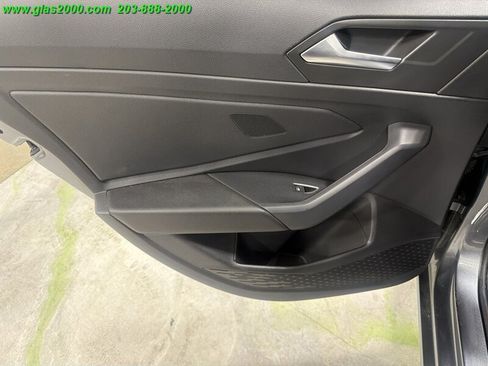 Used 2022 Volkswagen Jetta S FWD image 12