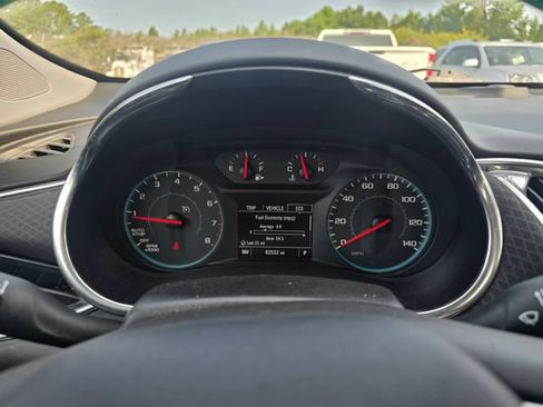 Used 2019 Chevrolet Malibu LT w/ Driver Confidence Package II FWD image 16