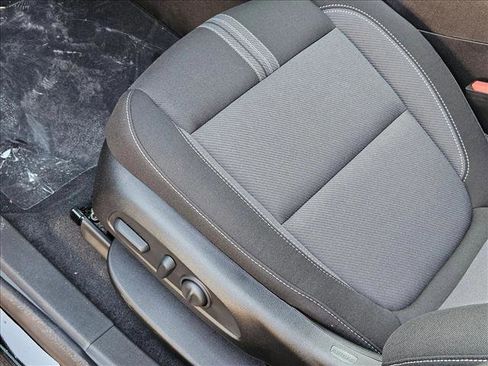 New 2026 Chevrolet Blazer LT image 4