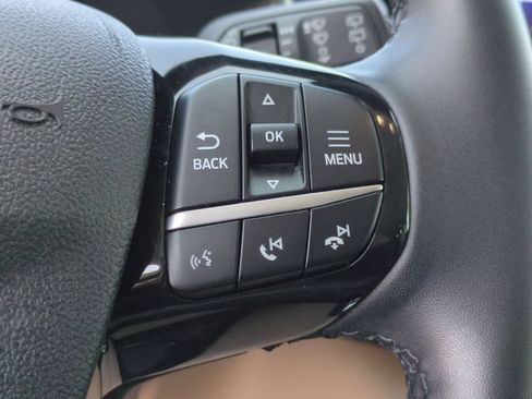 Used 2022 Ford Escape SEL w/ Technology Package AWD/4WD image 19
