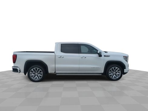 Certified 2025 GMC Sierra 1500 Denali w/ Denali Reserve Package AWD/4WD image 9