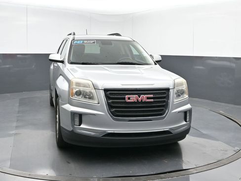 Used 2017 GMC Terrain SLE w/ Convenience Package image 8