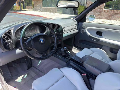 Used 1998 BMW M3 Coupe RWD image 48