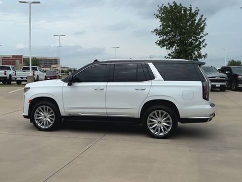 Used 2024 Cadillac Escalade Premium Luxury w/ Performance Package AWD/4WD image 6