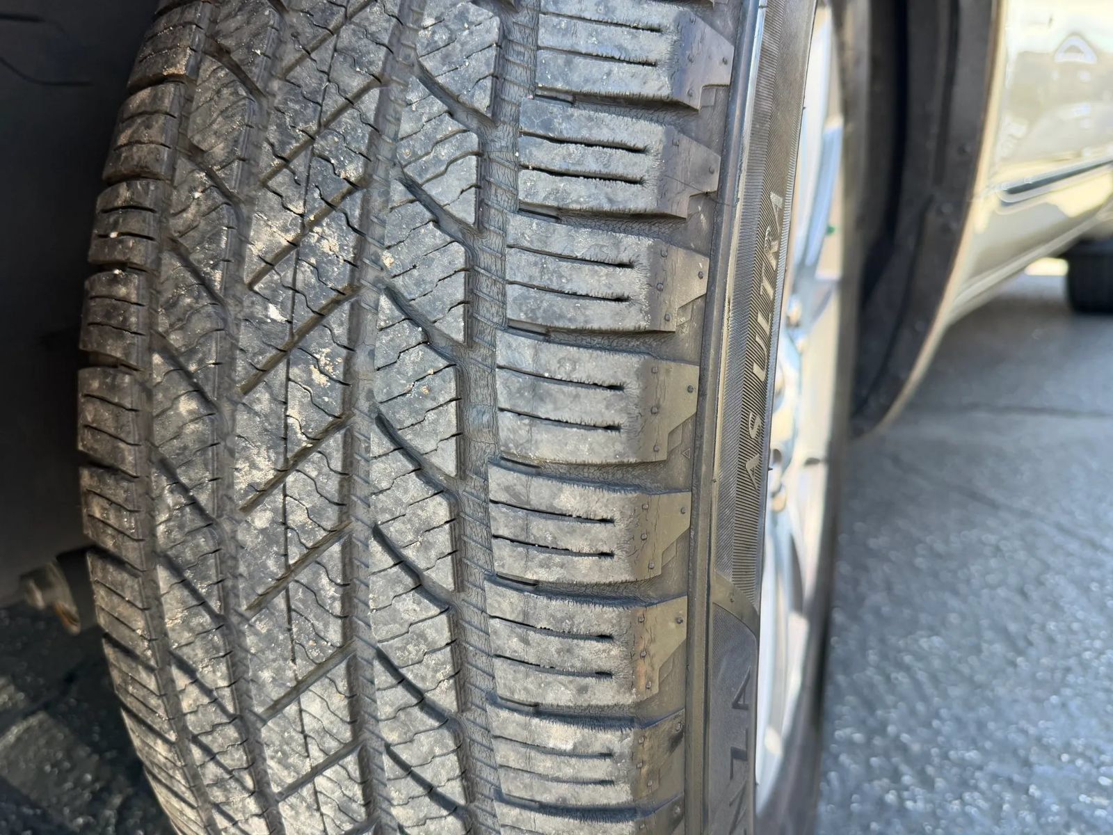 Used 2016 Buick Enclave Leather w/ Trailering Package FWD image 50