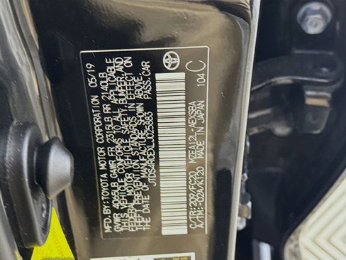 Used 2020 Toyota Corolla SE image 39