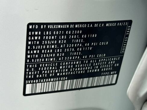 Used 2024 Volkswagen Tiguan SEL R-Line AWD/4WD image 27