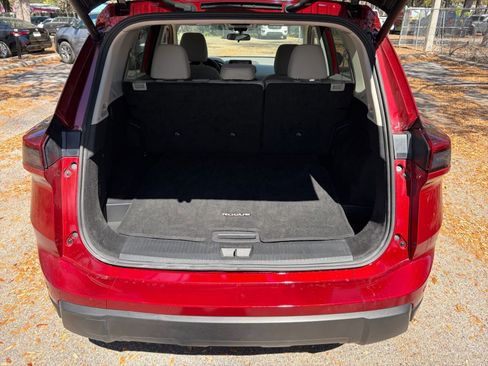 Used 2025 Nissan Rogue SV image 27