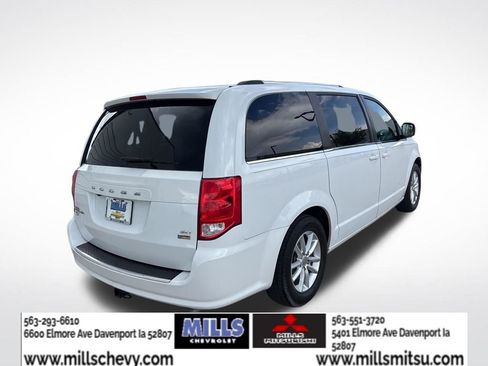 Used 2019 Dodge Grand Caravan SXT w/ Driver Convenience Group FWD image 5