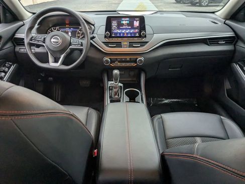 Used 2025 Nissan Altima 2.5 SR image 27