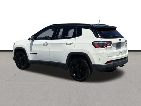 Used 2019 Jeep Compass Latitude FWD image 7