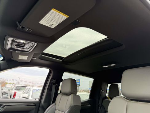 Certified 2023 Chevrolet Silverado 1500 ZR2 w/ Technology Package image 12