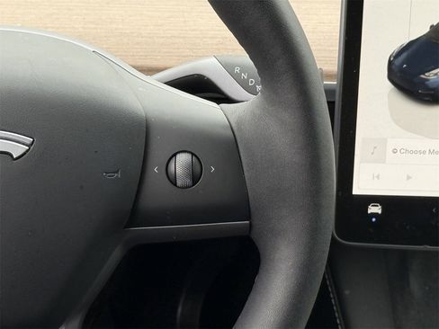 Used 2024 Tesla Model Y Long Range image 14