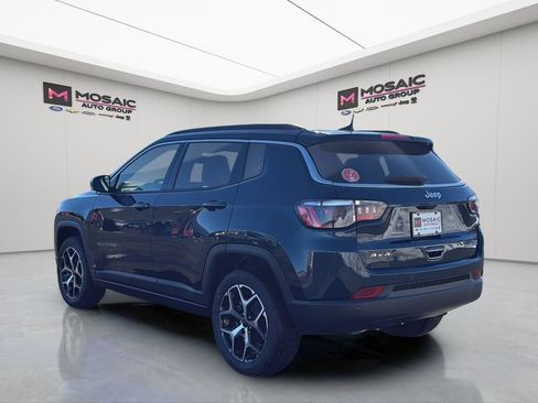 New 2026 Jeep Compass Limited image 5