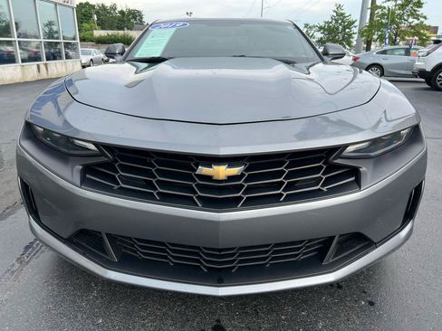 Used 2019 Chevrolet Camaro LT RWD image 9