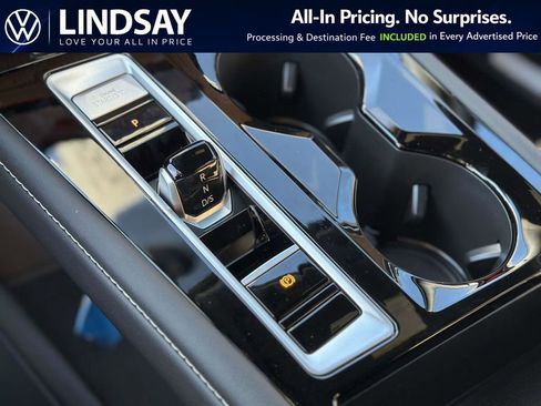 New 2026 Volkswagen Atlas Cross Sport SEL R-Line AWD/4WD image 15