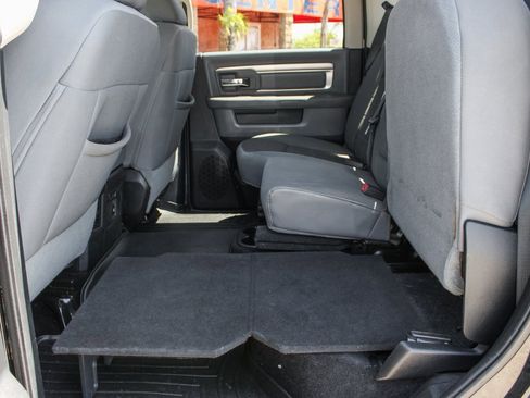 Used 2014 RAM 3500 Big Horn w/ Black Appearance Group image 30