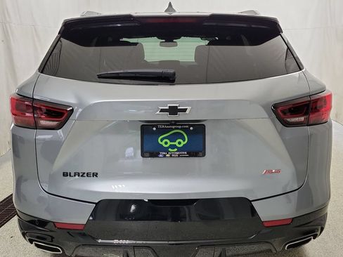 Certified 2025 Chevrolet Blazer RS FWD image 4