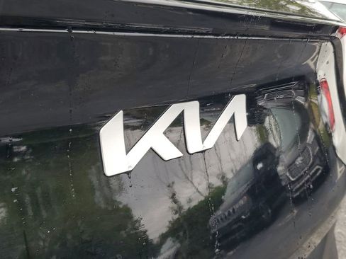 Used 2023 Kia Sportage EX image 10