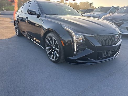 Used 2025 Cadillac CT5 V Blackwing w/ Super Cruise 1 Package image 3