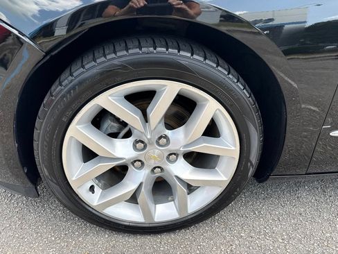 Used 2018 Chevrolet Impala Premier FWD image 35