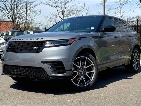 New 2026 Land Rover Range Rover Velar Dynamic SE image 1