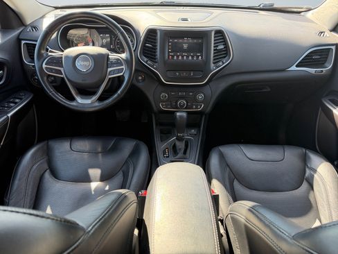 Used 2021 Jeep Cherokee Latitude Lux FWD image 11
