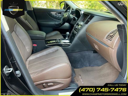 Used 2011 INFINITI FX35 2WD w/ Premium Pkg image 35