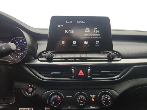 Used 2020 Kia Forte GT-Line image 17