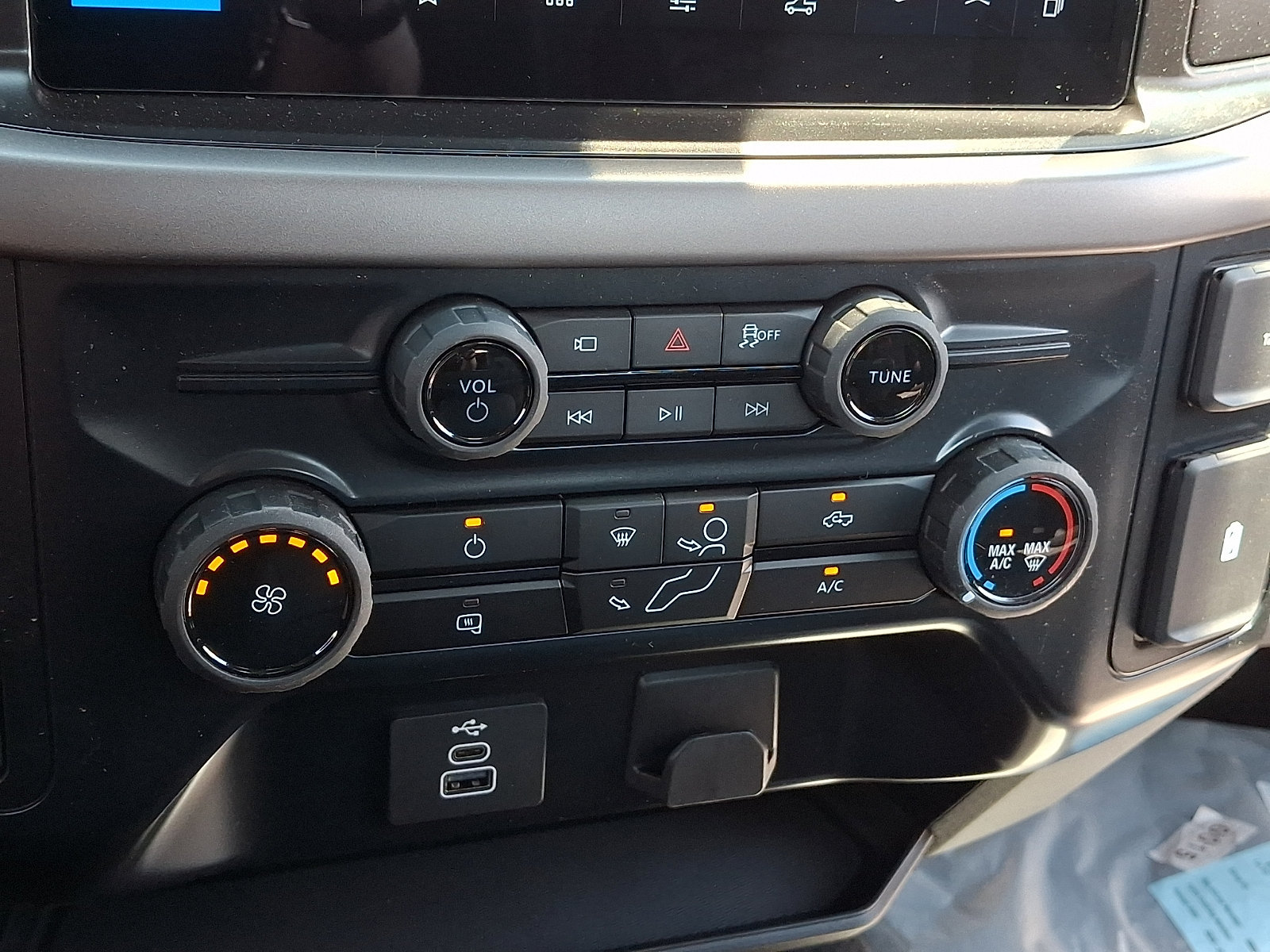 New 2026 Ford F150 XL AWD/4WD image 13