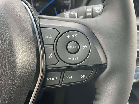 Used 2021 Toyota Venza XLE w/ Softex Package AWD/4WD image 23